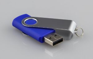 data transfer, connection, data, data store, storage medium, data stick, usb stick, store, mobile, plug in, connect, copy, to back up, backup, transfer, usb stick, usb stick, usb stick, usb stick, usb stick, backup